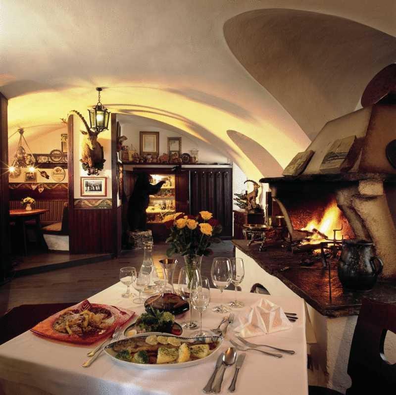 Hotel Gasthof Markterwirt Altenmarkt im Pongau Esterno foto